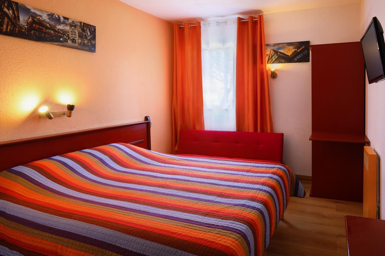 Hotel Restaurant La Gentilhommiere Trèbes Extérieur photo